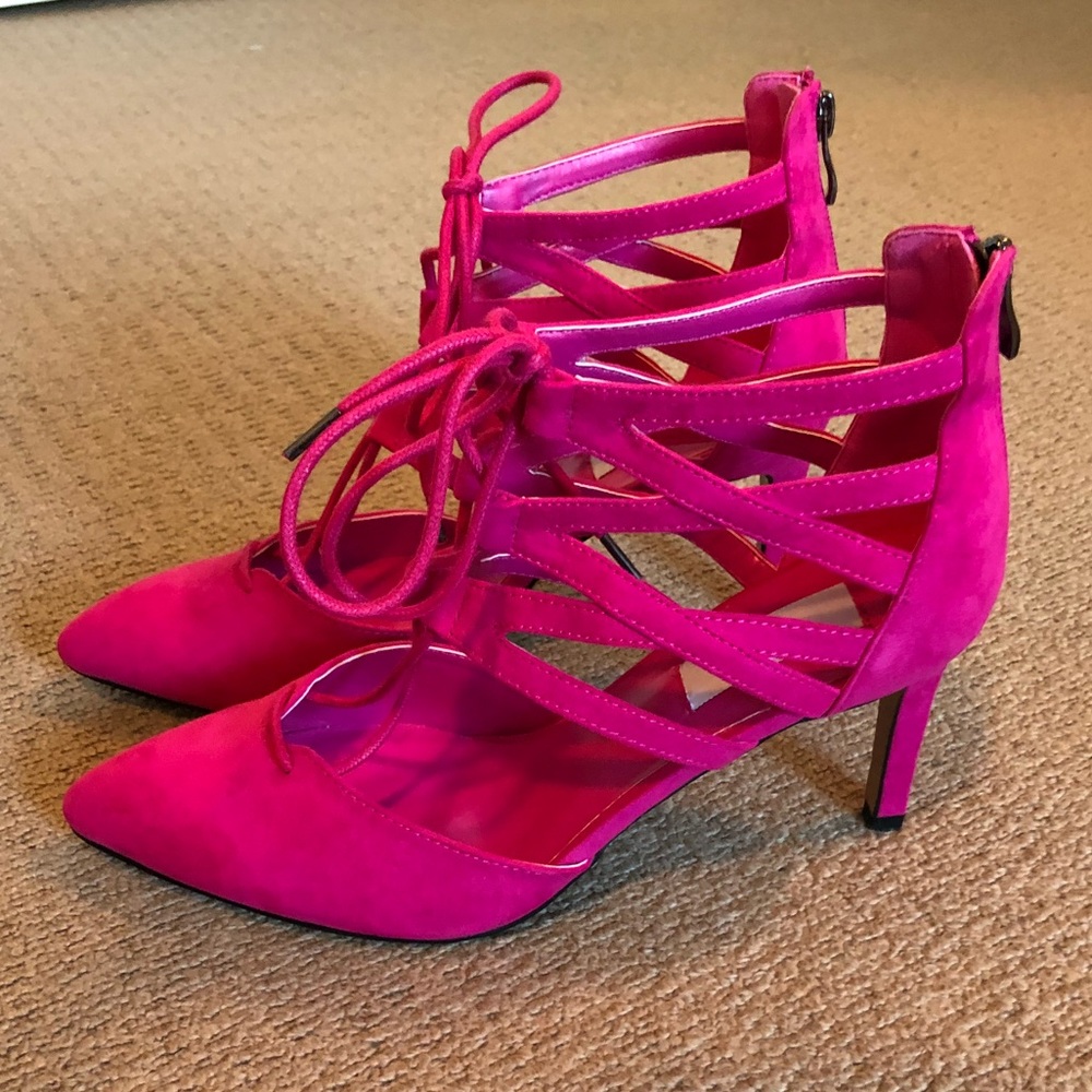 Pink Chelsea & Zoe lace-up heels! Sz 11